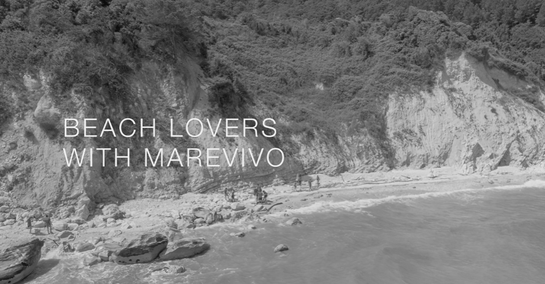 BEACH LOVERS WITH MAREVIVO